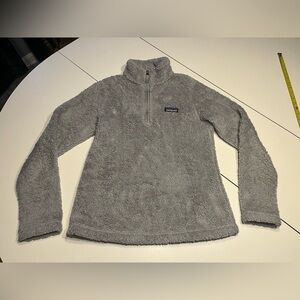 Patagonia women’s small gray 1/4 zip fuzzy fleece jacket